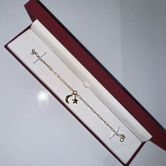 Helzberg Diamonds Gold Paperclip Chain Bracelet with Celestial Charms - Picture 2 of 2